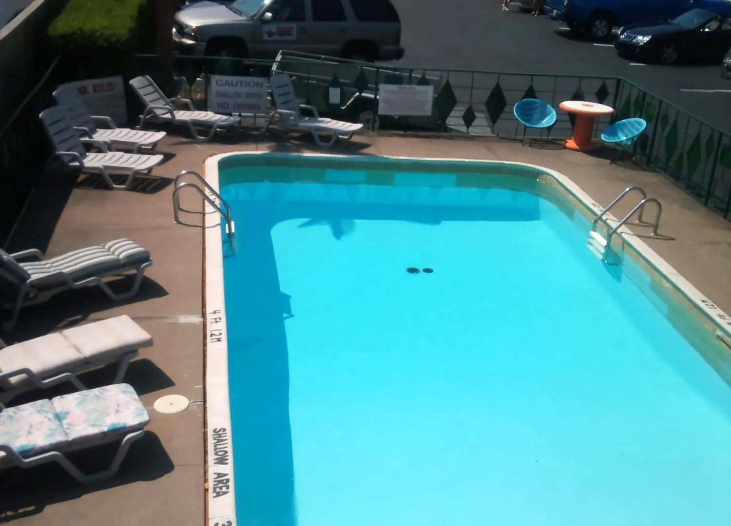 Rainbow Motor Inn - Fallsview Niagara Falls Motel